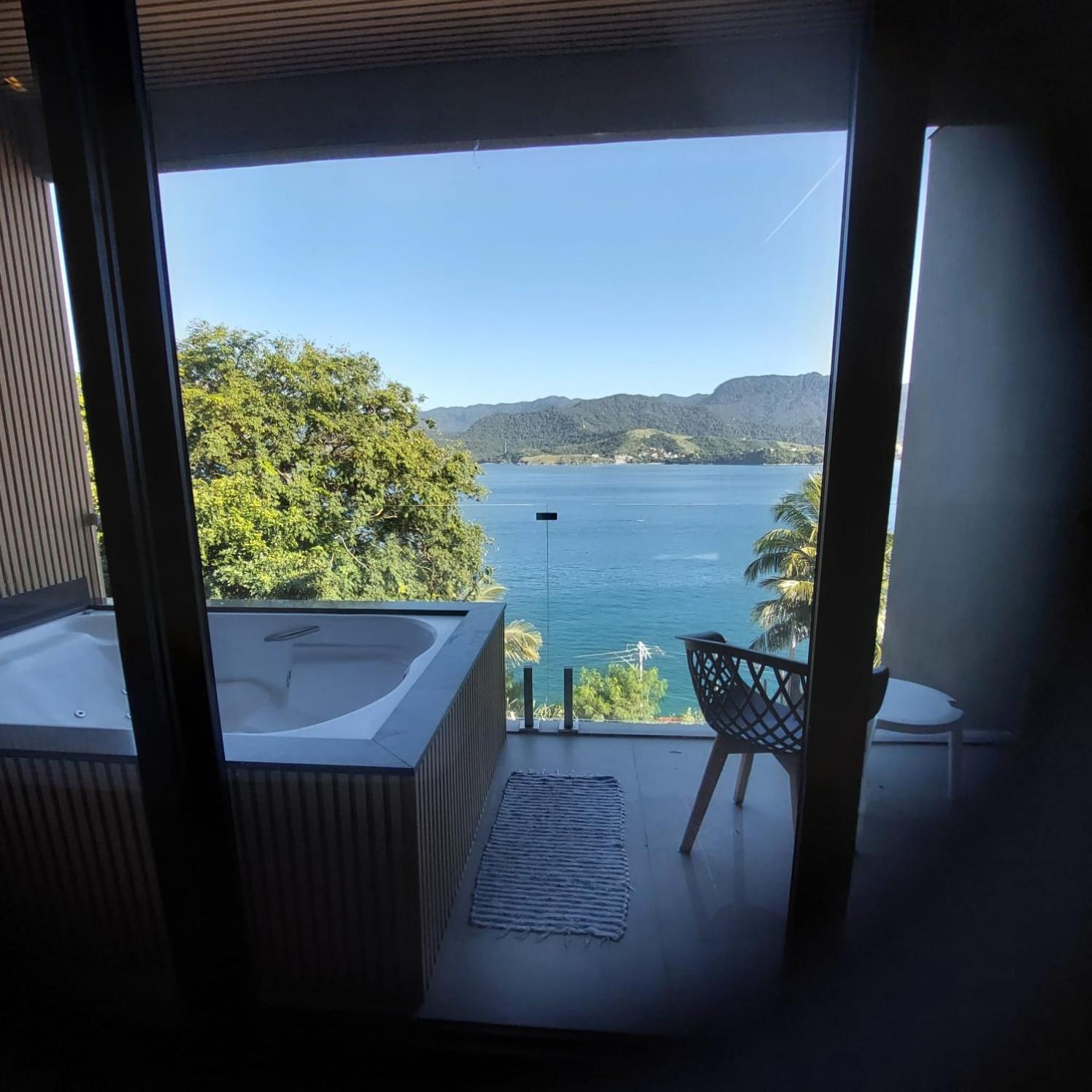Homestay Na Casa Da Ilhabela